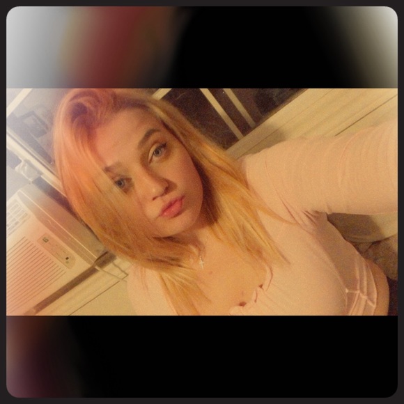 Meet your Posher, Miranda - Picture 1 of 1